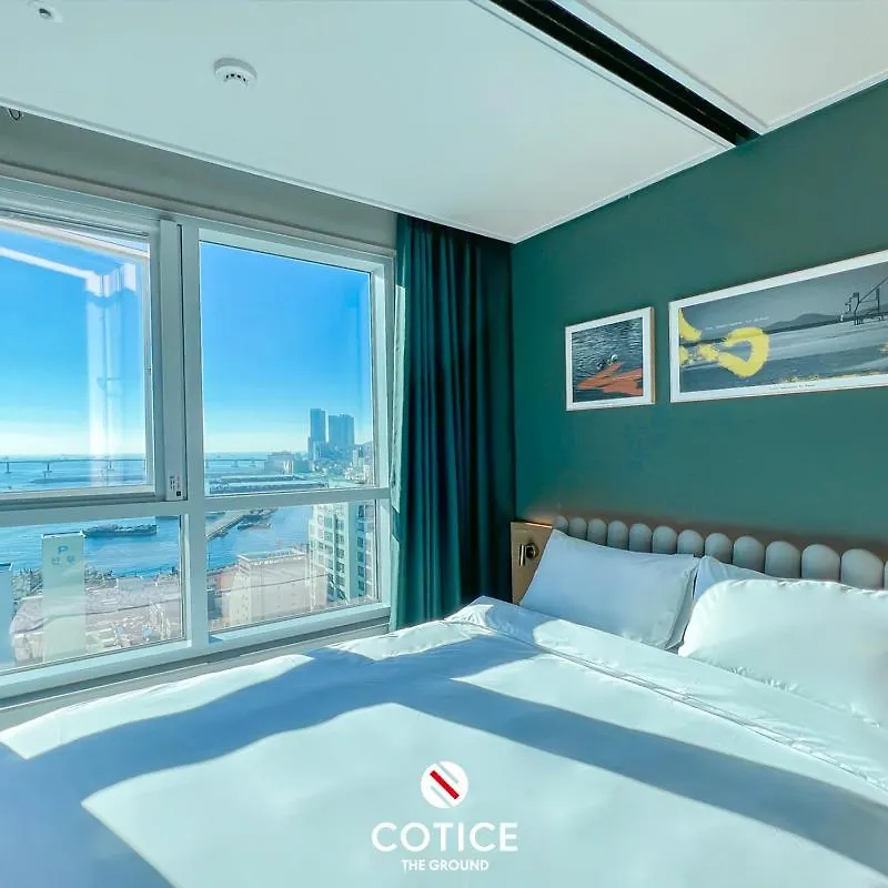 Hotel Cotice The Bridge à Busan 3*,