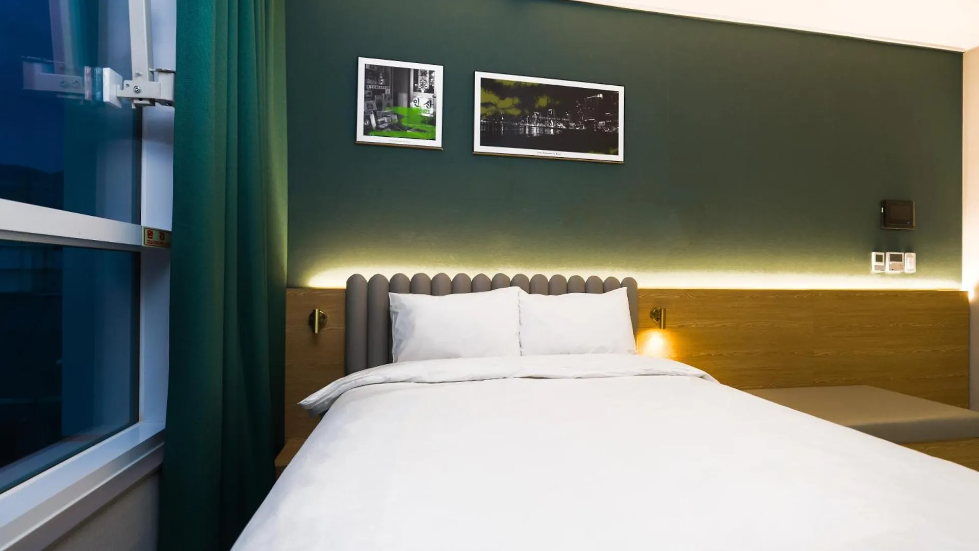 Cotice The Bridge Hotel Busan